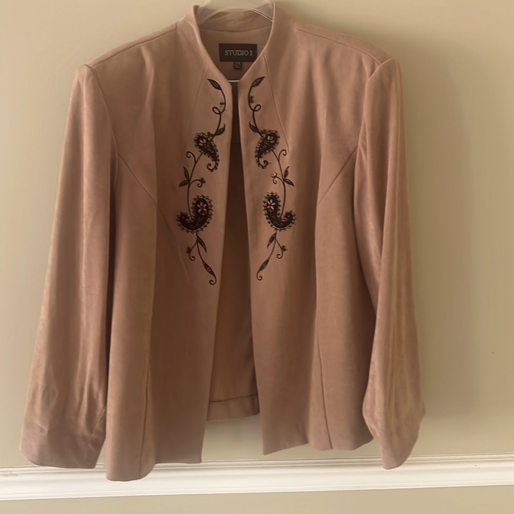 Studio I Women's Jacket Size 24w
